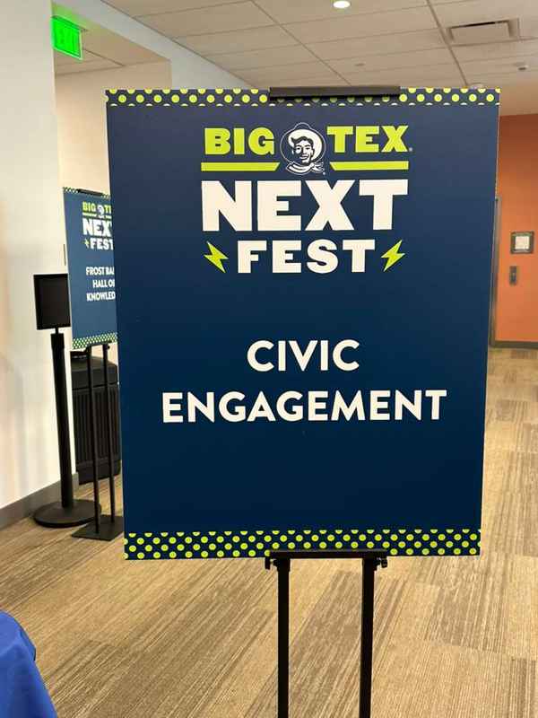 Threads for Change at NextFest