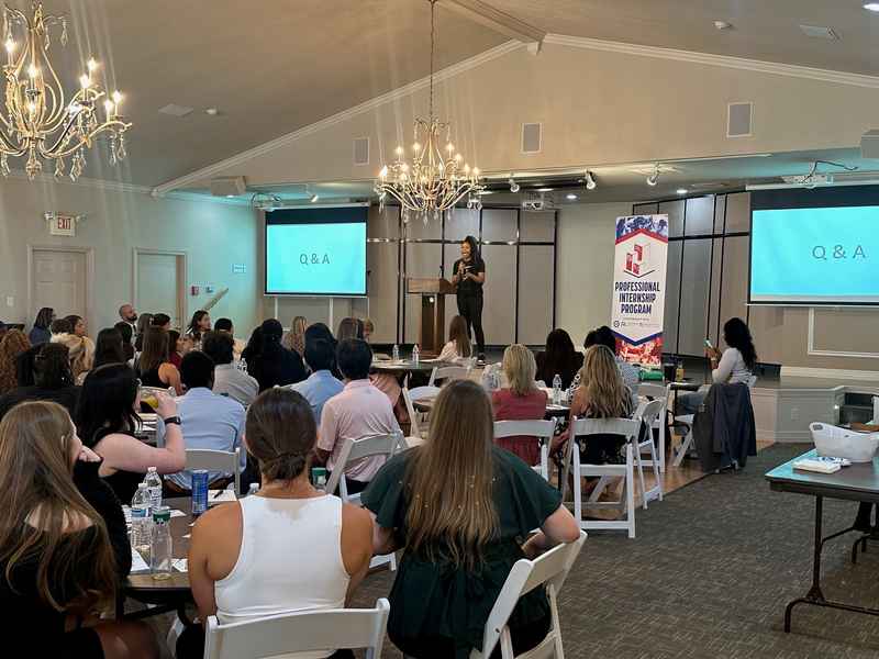 The August 20, 2024 Dress for Success workshop at the Richardson Woman's Club — in photos. — photo 3