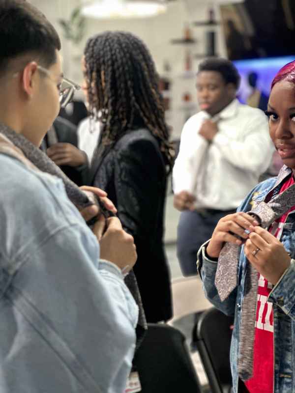 Real stories, real impact — Dress for Success workshop moments. — photo 4